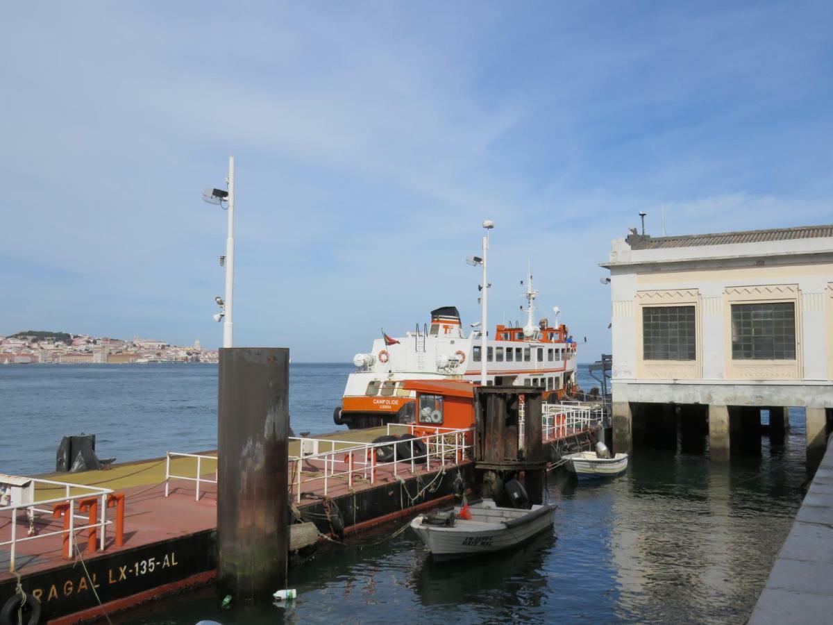 Tejo House River Lisbon Алмада Екстер'єр фото