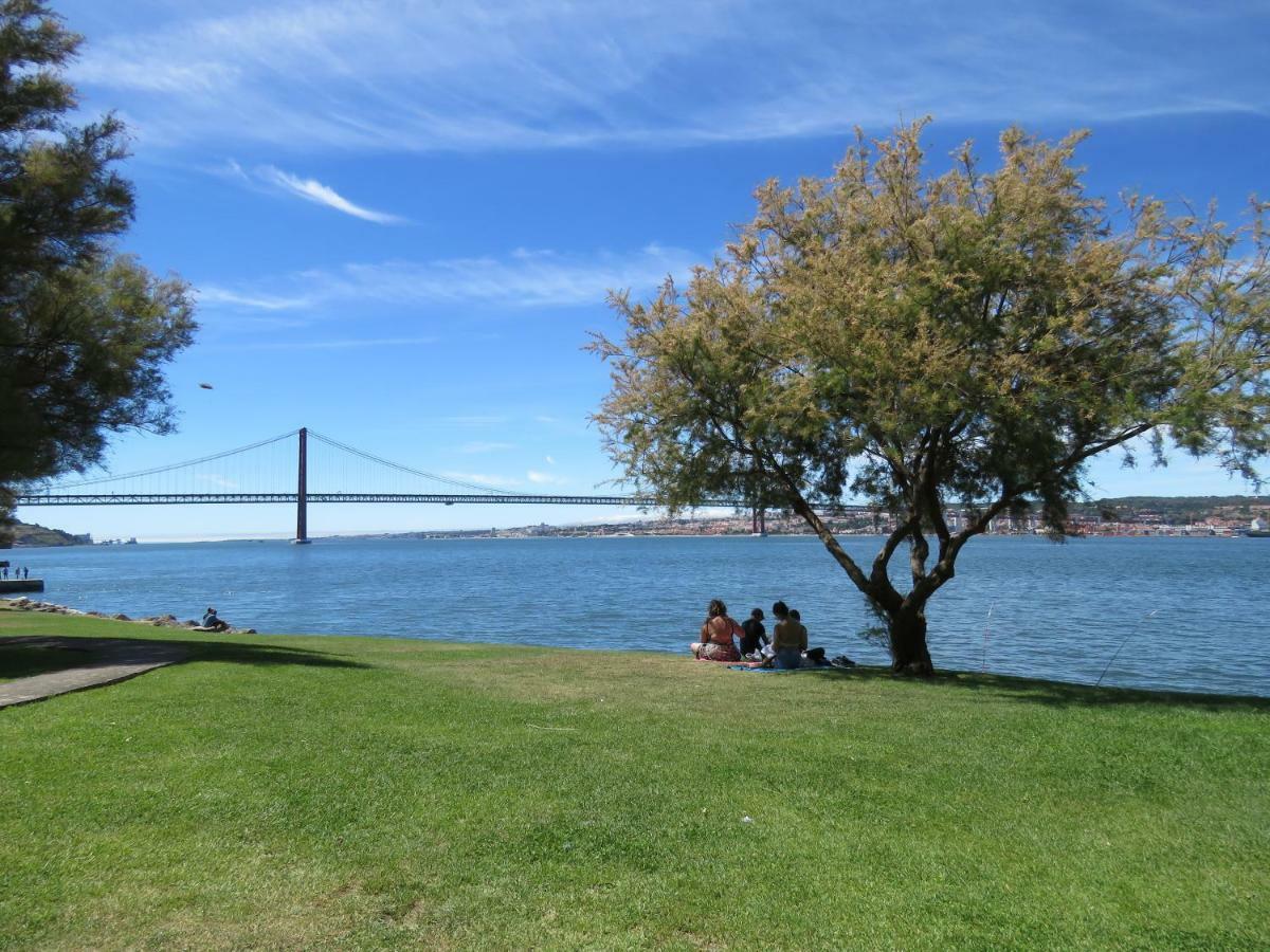 Tejo House River Lisbon Алмада Екстер'єр фото